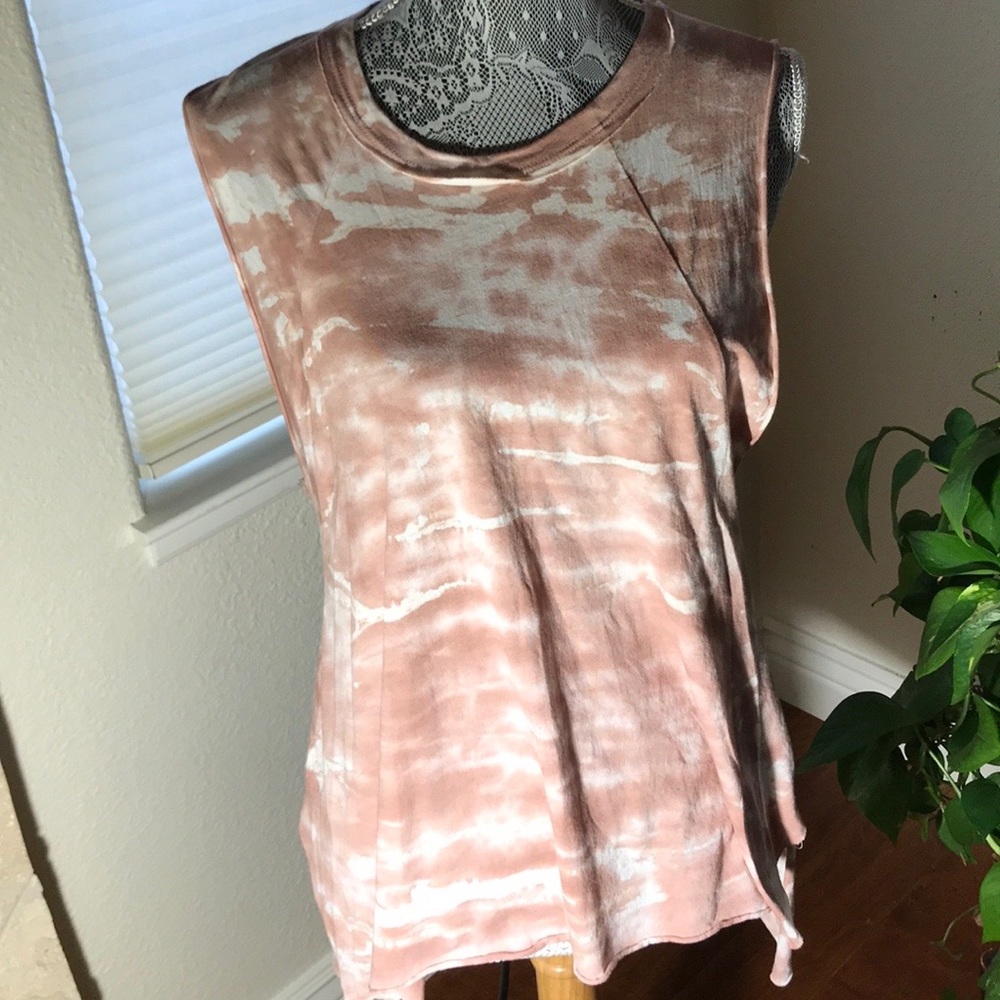 🔴 NWT Errant Tie Dye Tank Mauve White